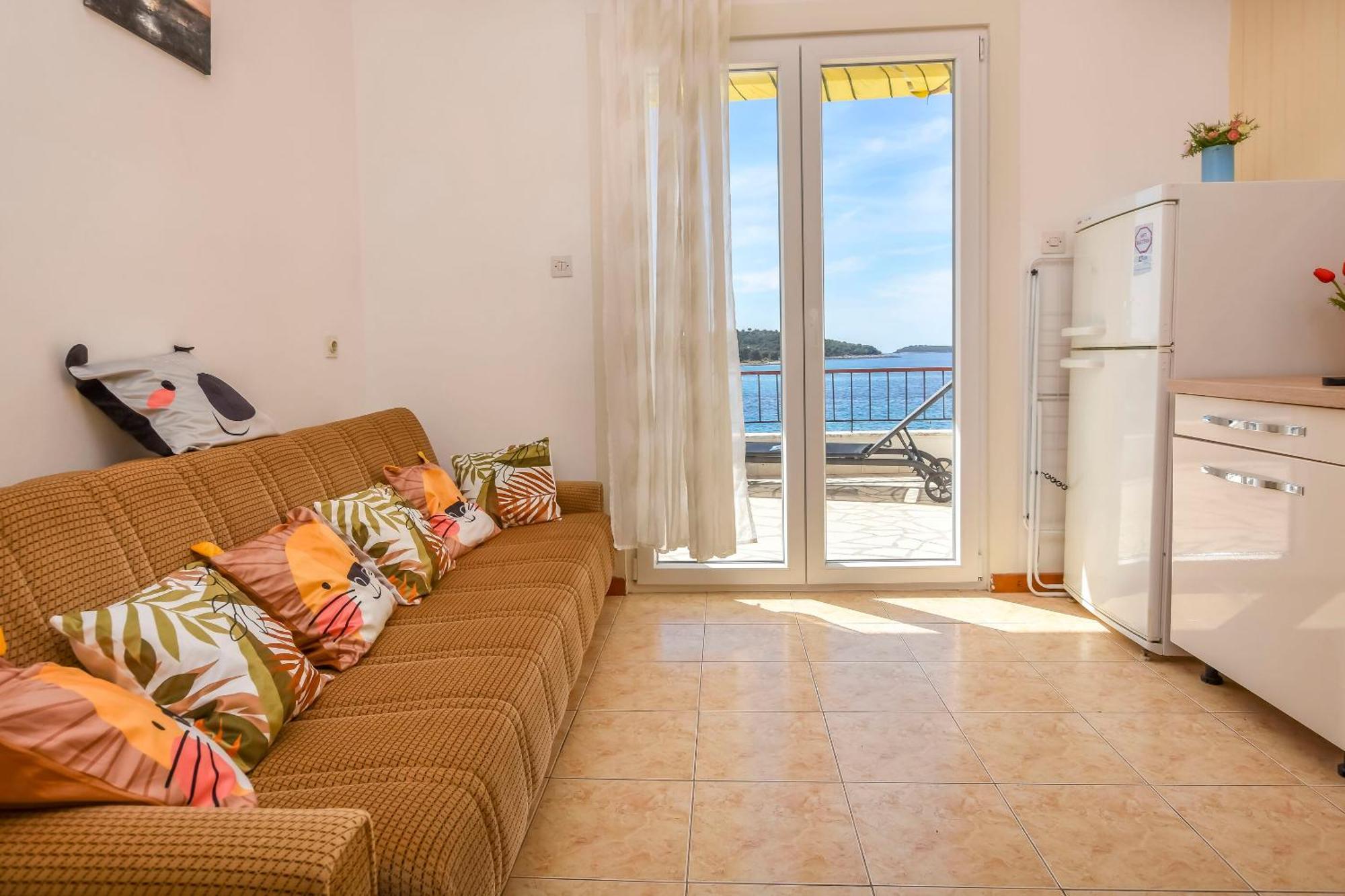 Apartments Zivana Рогозница Экстерьер фото