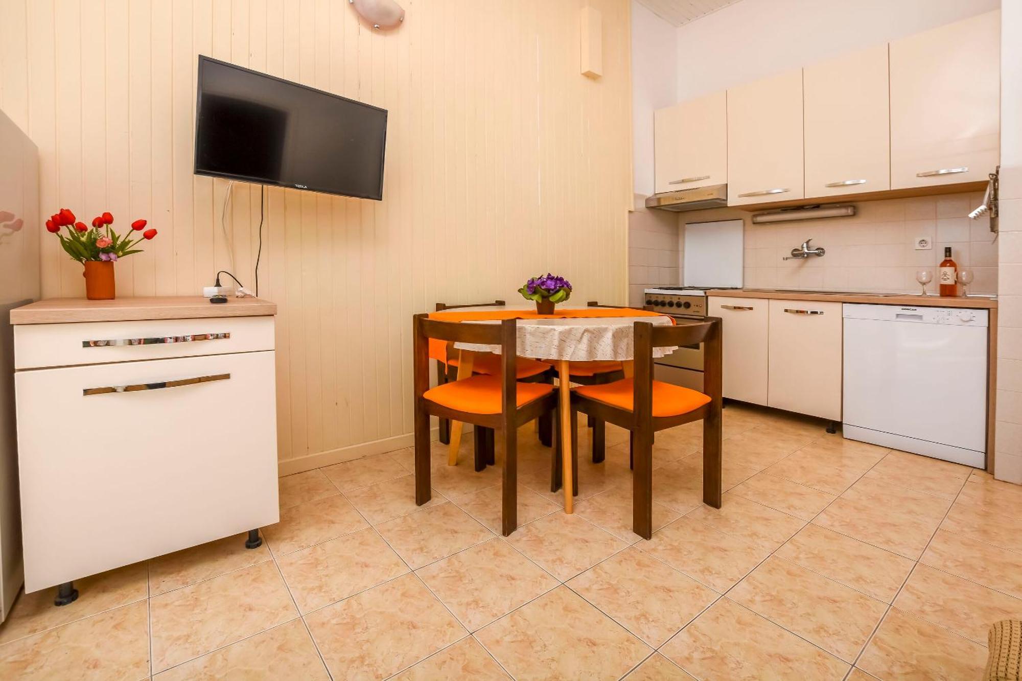 Apartments Zivana Рогозница Экстерьер фото